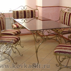 Кованый стол и стулья КСС_19