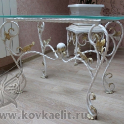 Кованый стол и стулья КСС_5